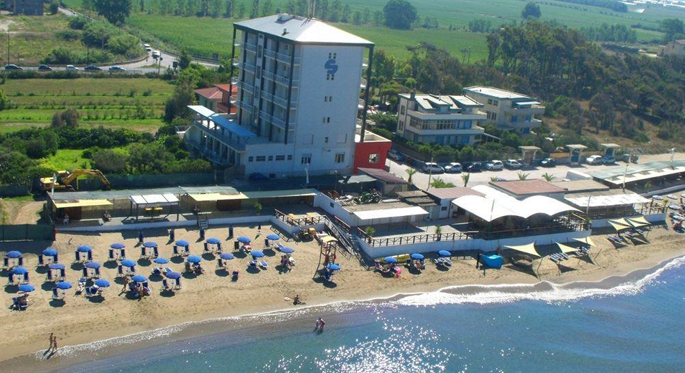 Albergo Riviera Spineta Battipaglia Eksteriør bilde