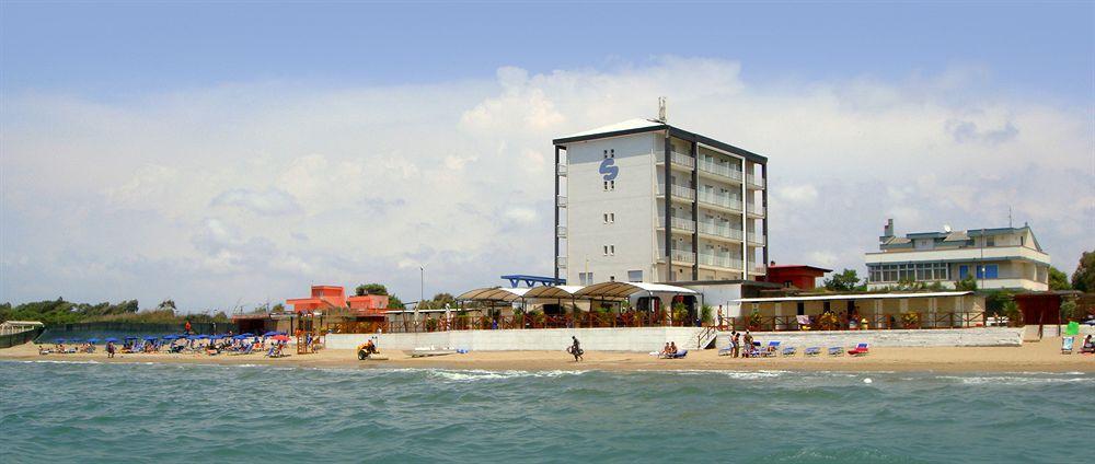 Albergo Riviera Spineta Battipaglia Eksteriør bilde