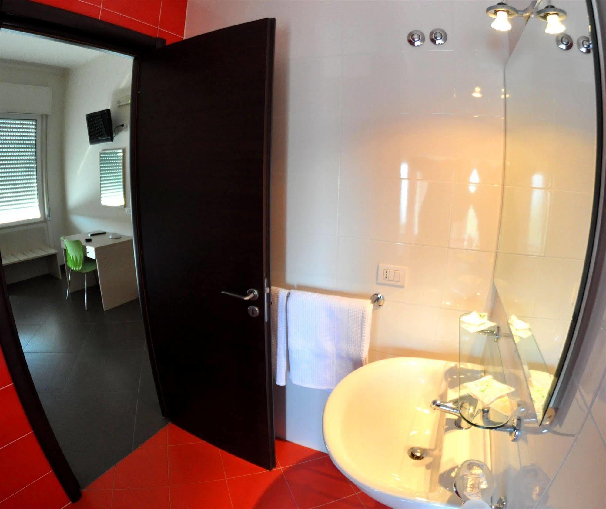 Albergo Riviera Spineta Battipaglia Eksteriør bilde